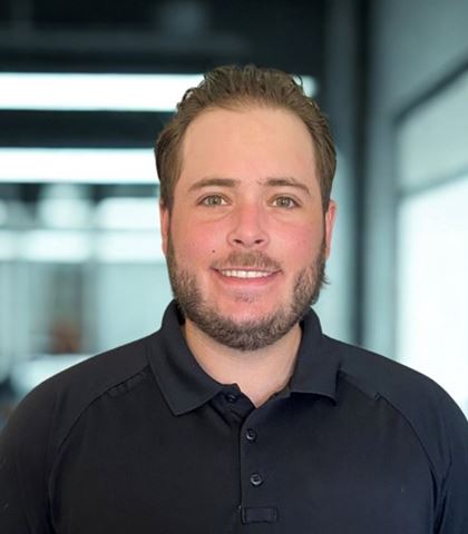 andrew comeau headshot