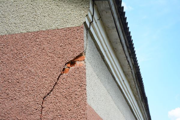 Cracking the Surface: Exploring Construction Defect Claims in Stucco Applications