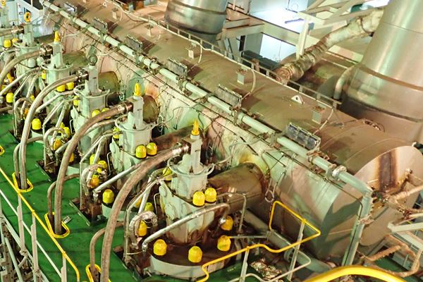 Oil Condition Monitoring: Insights into Equipment Protection & Diagnosis