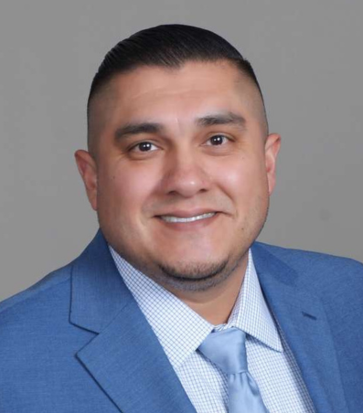elias alfaro website headshot