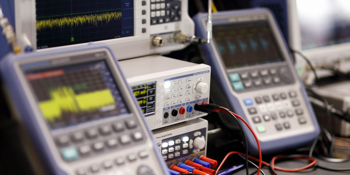 Radio Laboratory With Electronic Digital Equipment