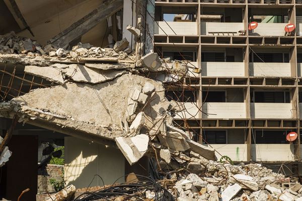 How Short-Sightedness Can Be Costly