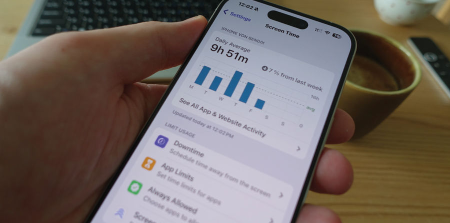 Silent Testimony: Leveraging iOS KnowledgeC Data to Uncover Device Usage