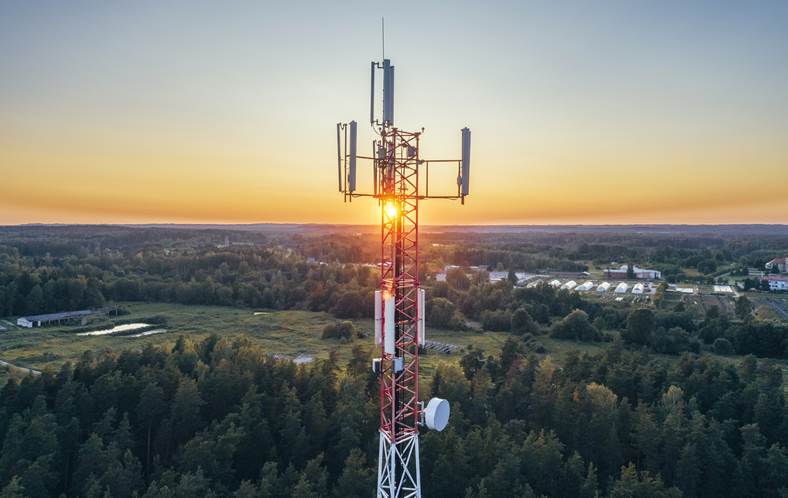 cell phone tower
