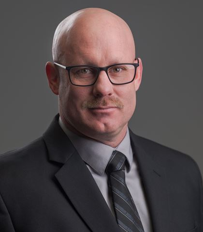 schatz headshot